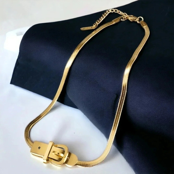 🆕️Buckle Choker Trendy Statement Necklace 18K Gold Plated Stainless Steel - Picture 1 of 15
